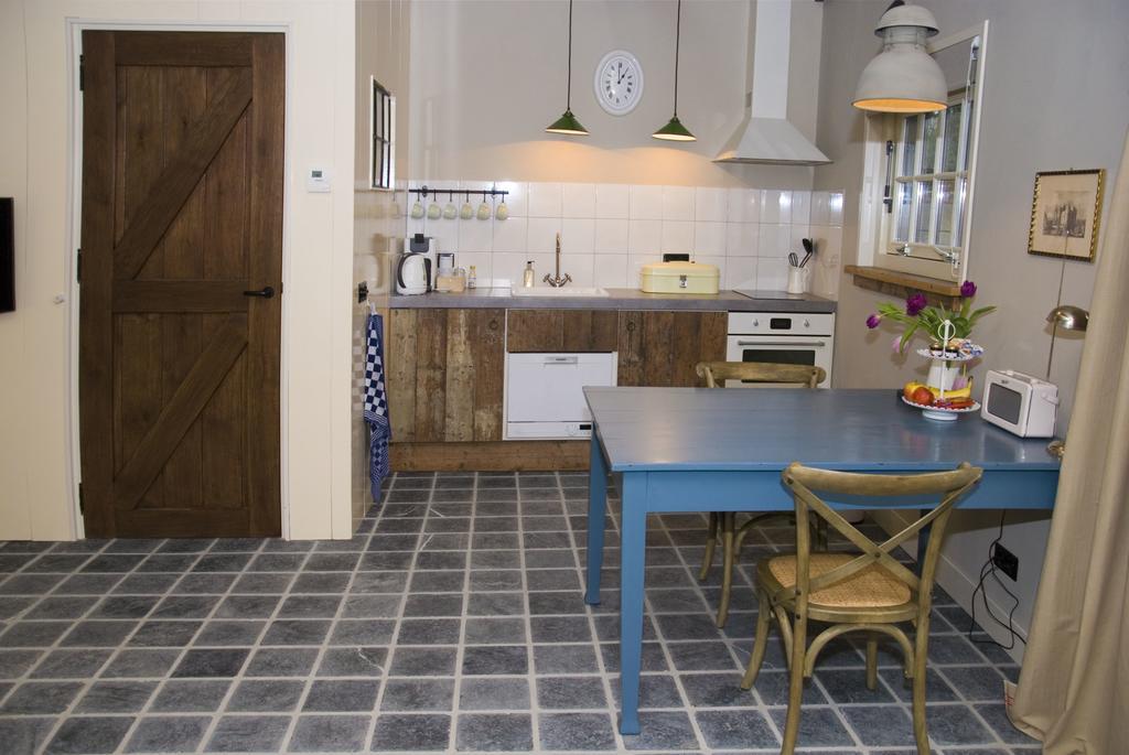 Boerderij Honswijck Guest House Weesp Room photo
